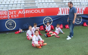 Seconde équipe U8 / U9 encadré par un papa de joueur, enfin je crois... LOL.