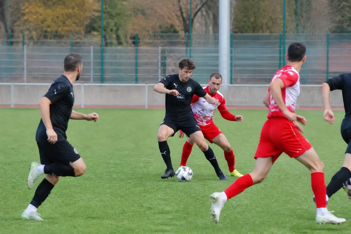 Asml foot Montréal-la-Cluse : joueurs, tournoi et classement ⚽